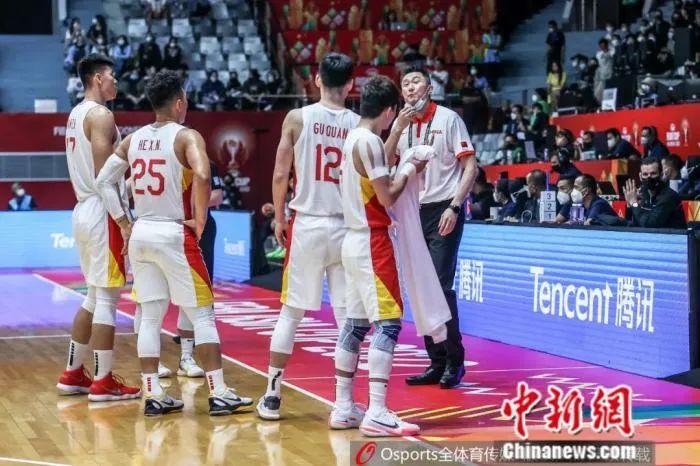 中国男篮以80-67击败巴林收官世界杯预选赛第四窗