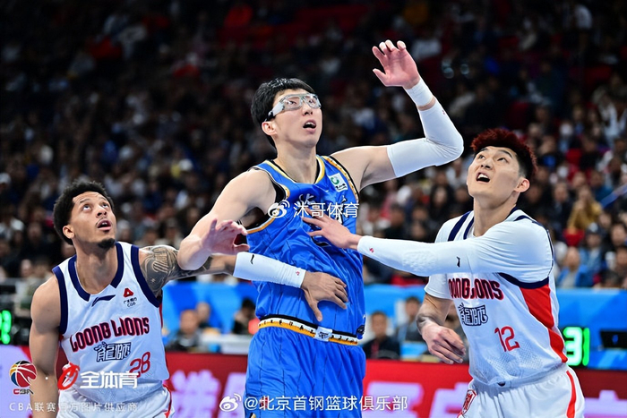 北京队克服伤病困扰力克广州队完成双杀