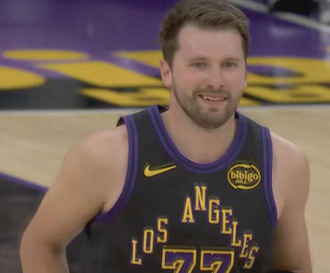 湖人击败骑士稳固西部第三地位