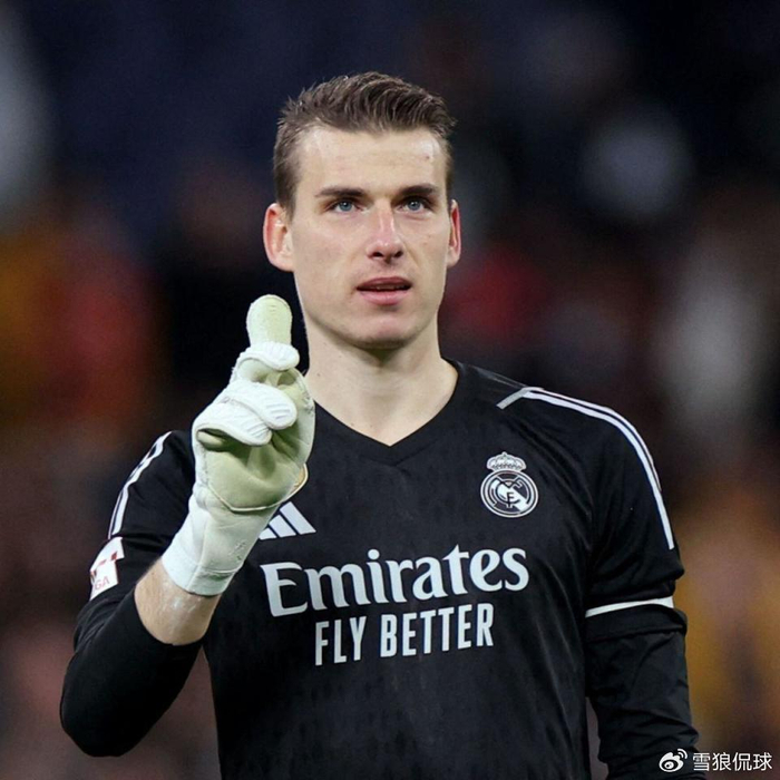 皇马主力门将库尔图瓦伤缺 欧冠八强战迎关键考