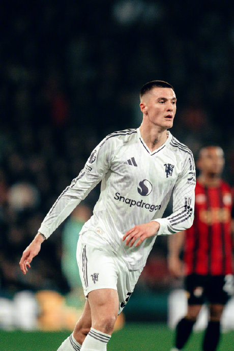 谢什科谈进球后心态：保持渴望是关键，激励年